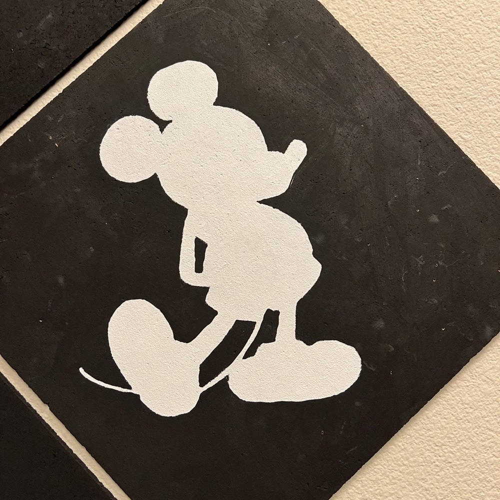 DISNEY Custom Silhouette Cork Pin Boards 12" x 12" - Picture 3 of 6